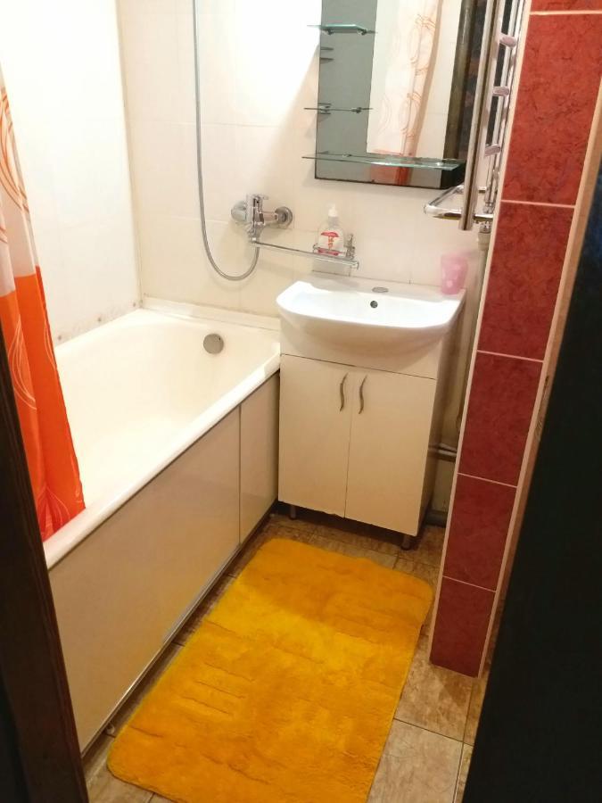 Kozzy Apartment In Kiev City Center Lu7 Екстериор снимка