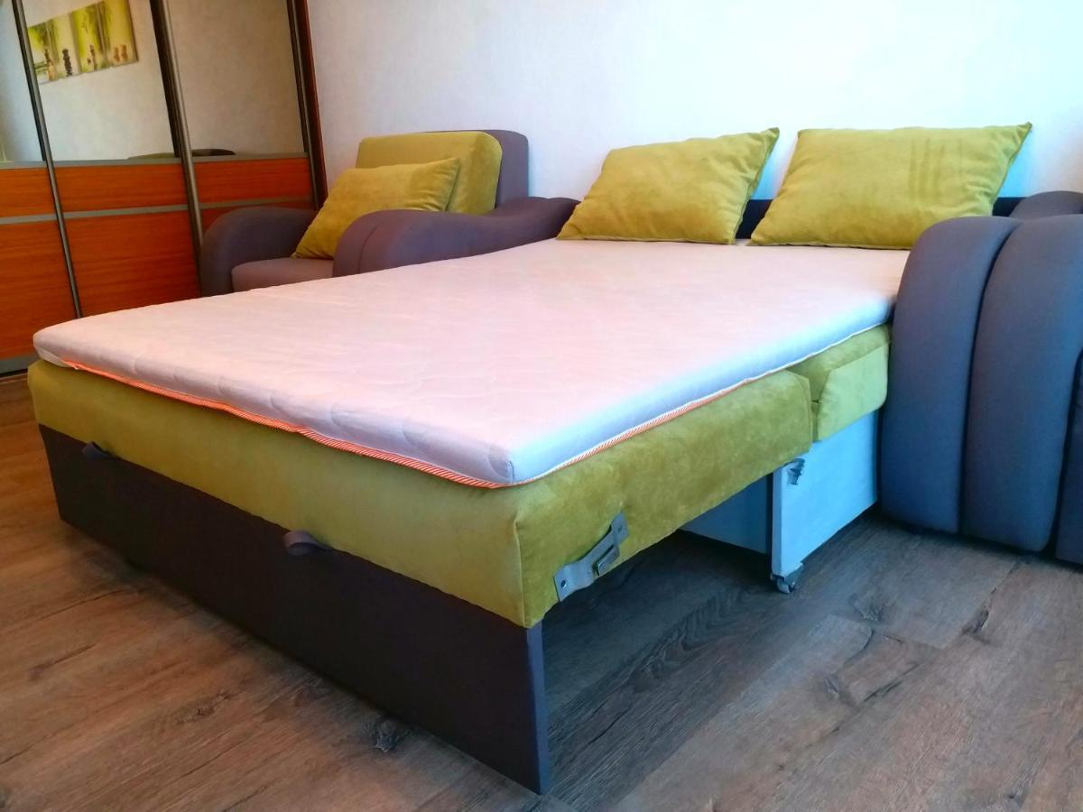 Kozzy Apartment In Kiev City Center Lu7 Екстериор снимка